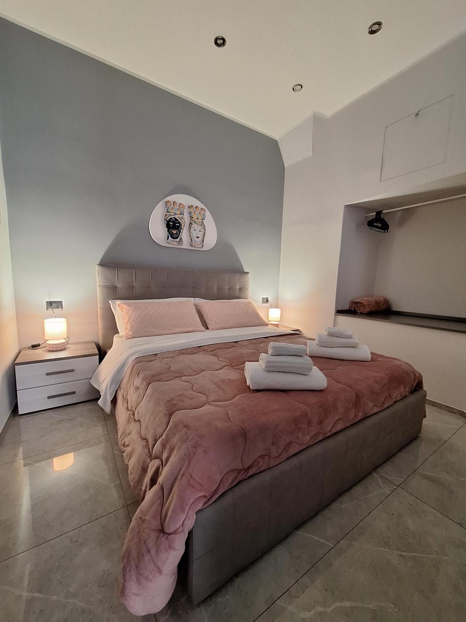 Casa Vacanze Al Teatro Catania Ngoại thất bức ảnh